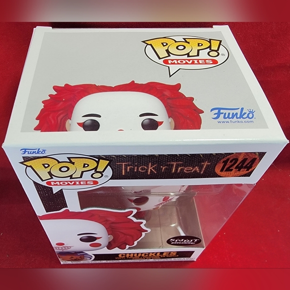 Chuckles spirit exclusive funko # 1244 (nib) with pop protector - Picture 4 of 7